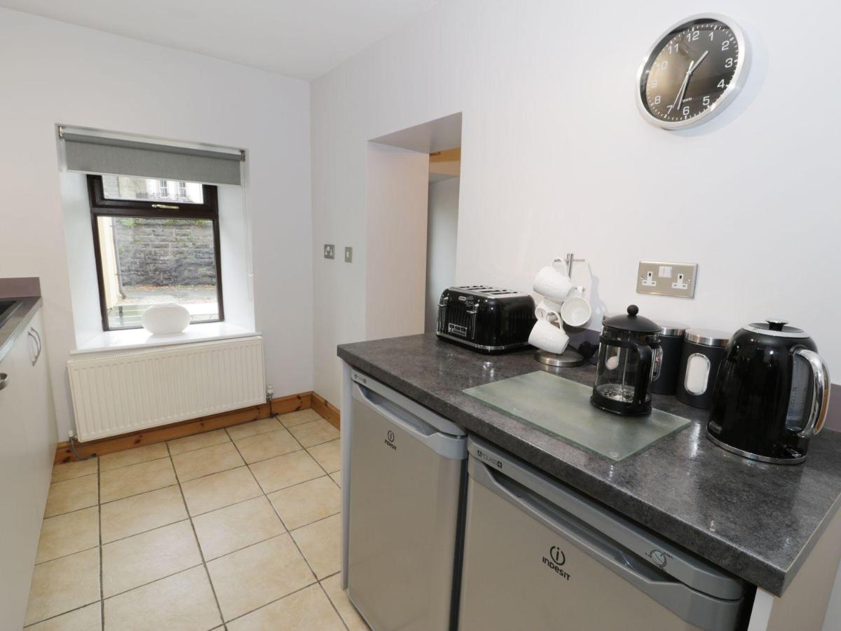 블레노페스티니오그 Bridgeway House 빌라 외부 사진