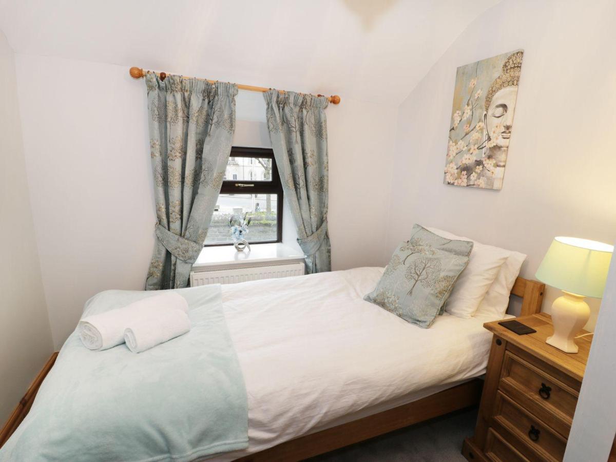 블레노페스티니오그 Bridgeway House 빌라 외부 사진