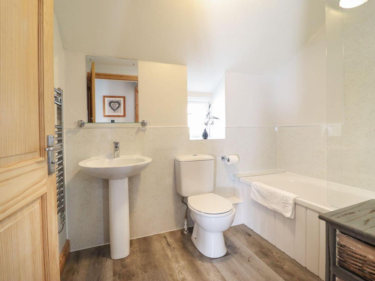 블레노페스티니오그 Bridgeway House 빌라 외부 사진
